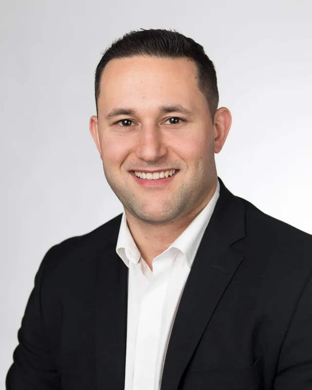 Portrait of Jordan Simon